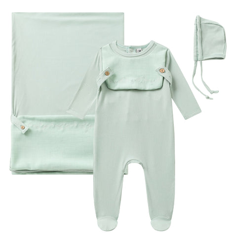 bib layette set